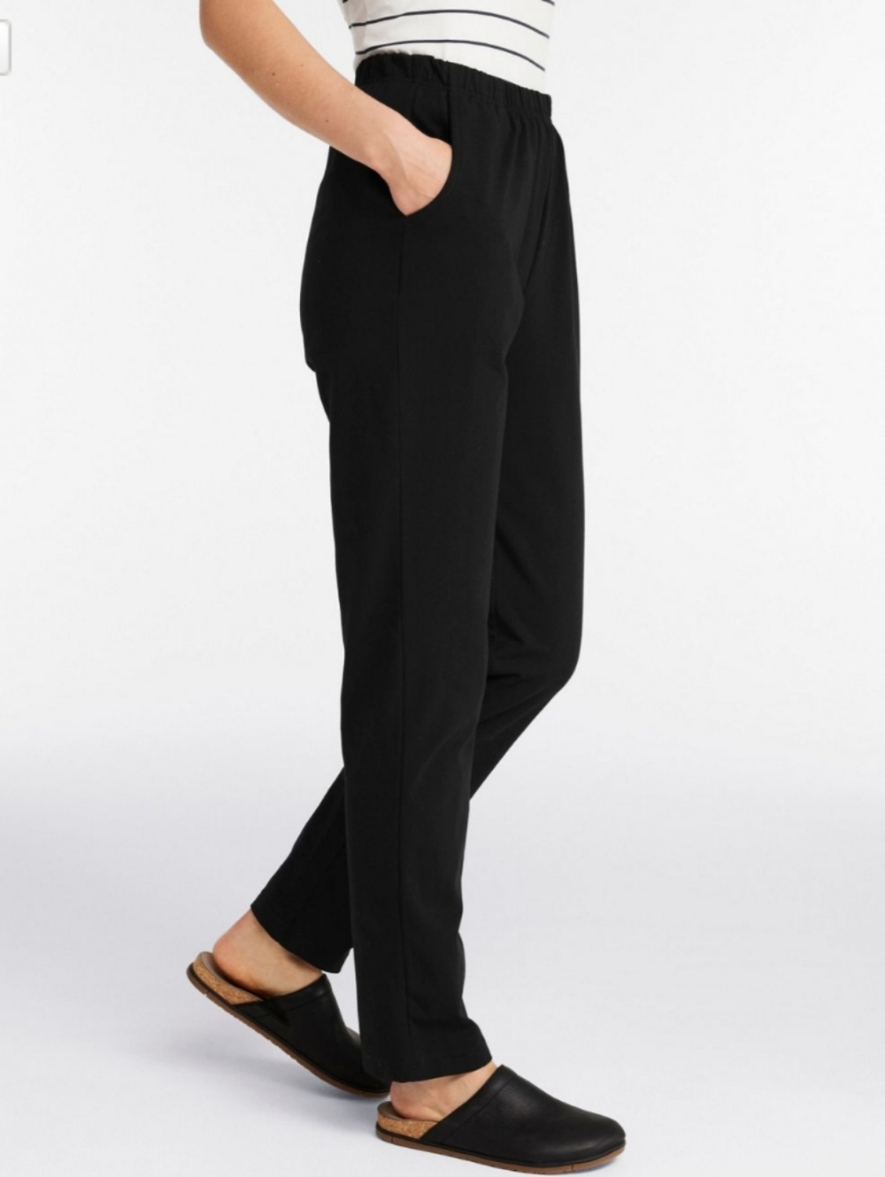 LL Bean Black Tapered Pants Size Medium (Medium Tall Length) - Picture 2 of 9
